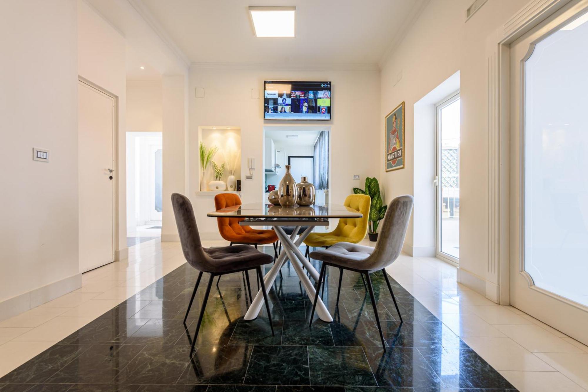 Amazing And Penthouse With Terraces In The Heart Of Appartement