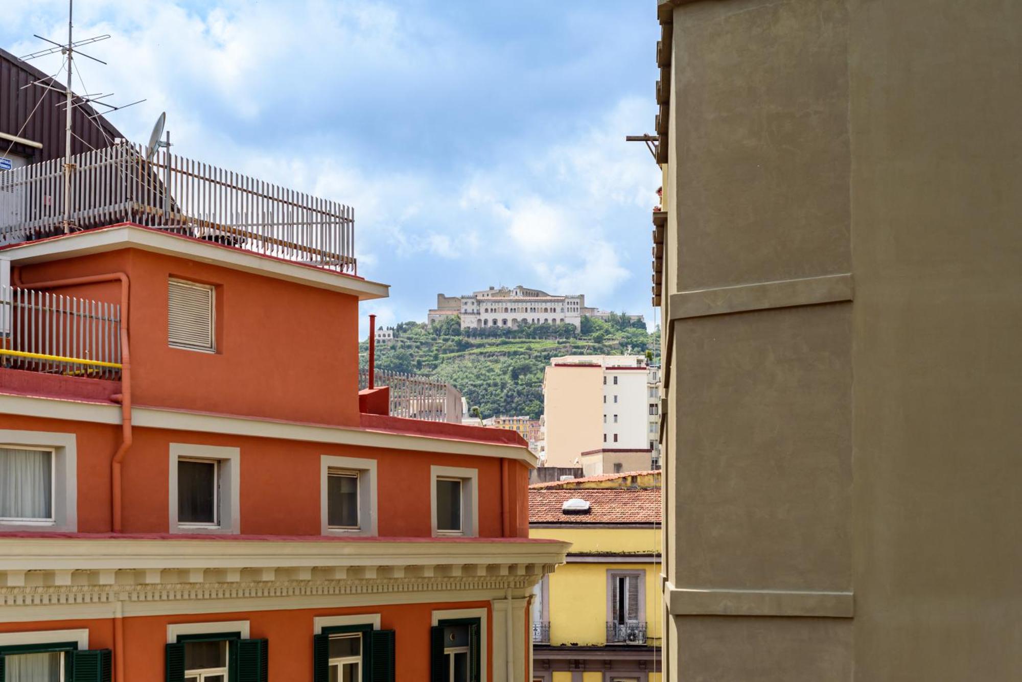 Amazing And Penthouse With Terraces In The Heart Of Napels