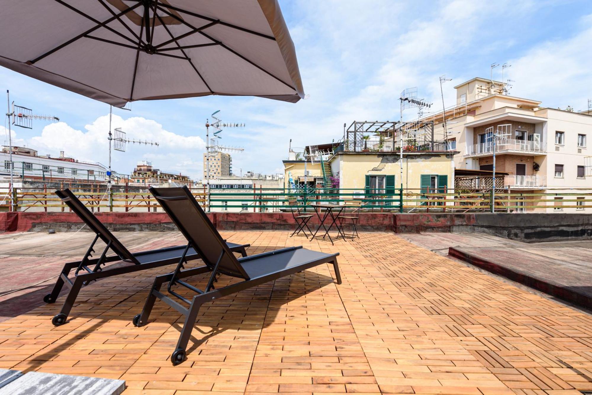 Amazing And Penthouse With Terraces In The Heart Of Apartamento Nápoles